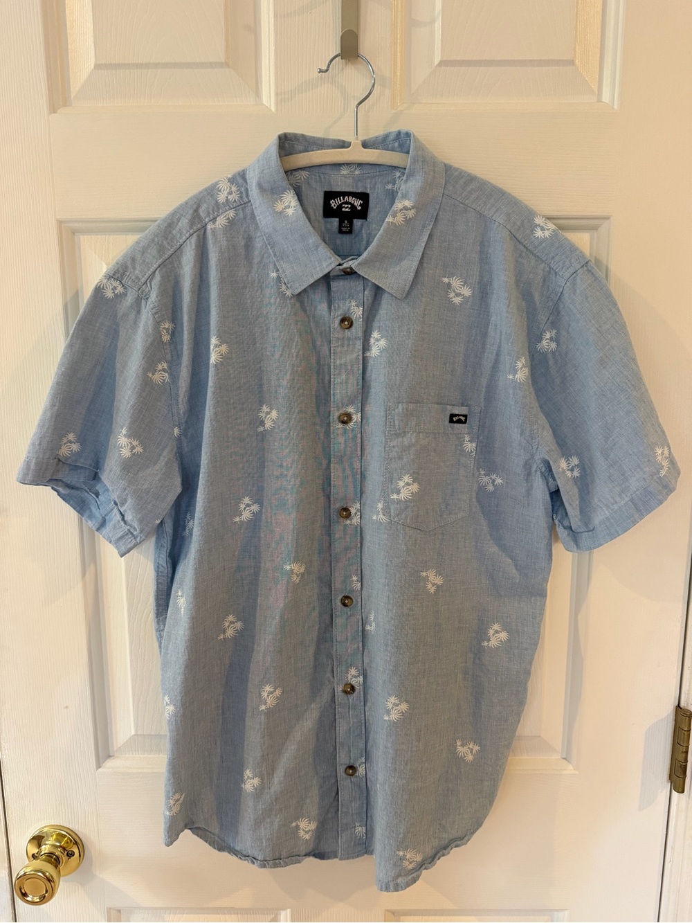Billabong Light Blue Short-Sleeve Palm Embroidered Button-Down